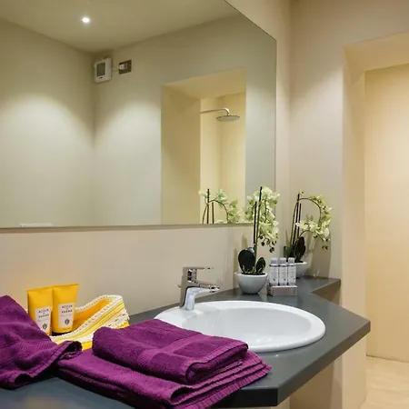 Purple Villa *